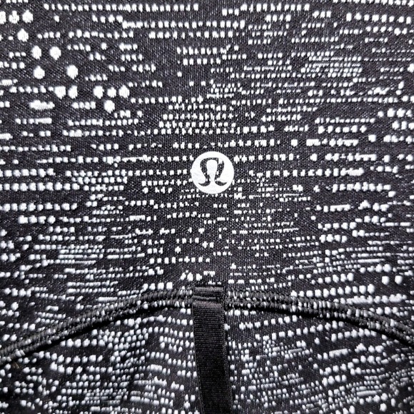 Lululemon Define Jacket Luxtreme Digital Rain Jacquard Black White Size 4 - Picture 12 of 13